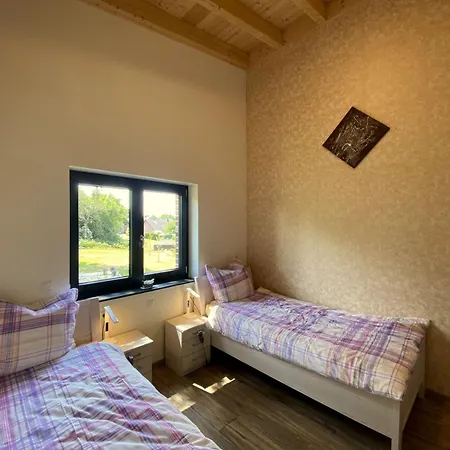 Apartment Am Weiher 7 Fuer 4 Personen Nideggen